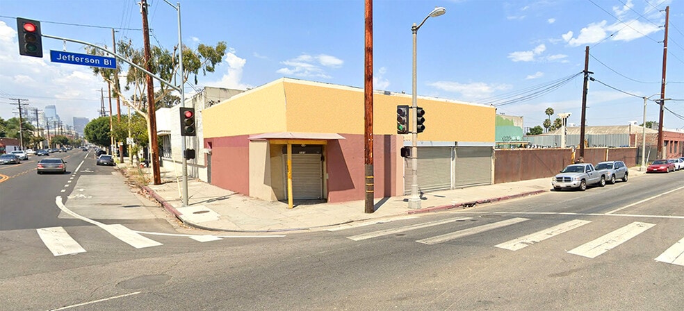 253 W Jefferson Blvd, Los Angeles, CA for lease - Building Photo - Image 1 of 9
