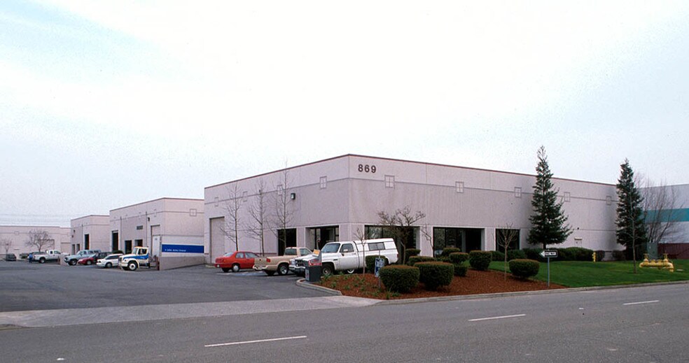 869 Stillwater Rd, West Sacramento, CA for lease - Building Photo - Image 2 of 6