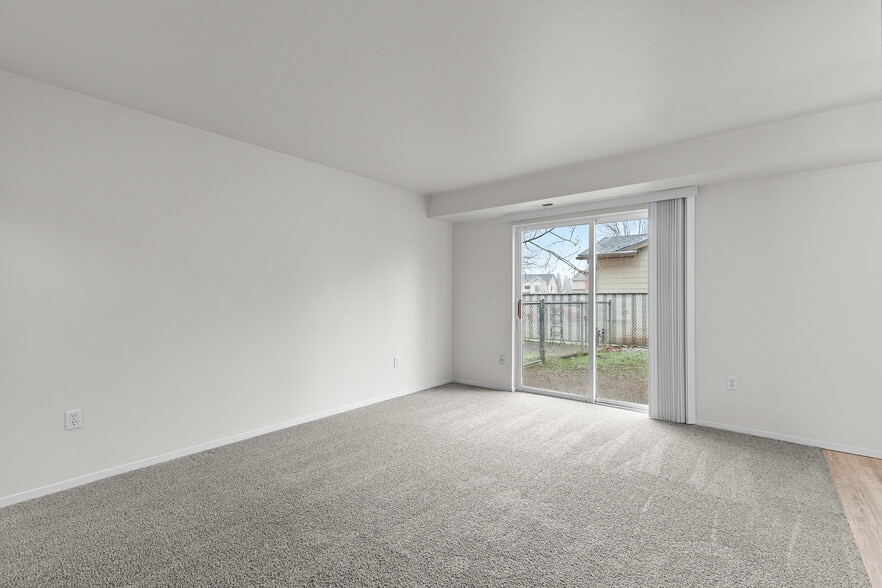 7005 W Timberline St, Rathdrum, ID for sale - Building Photo - Image 3 of 14