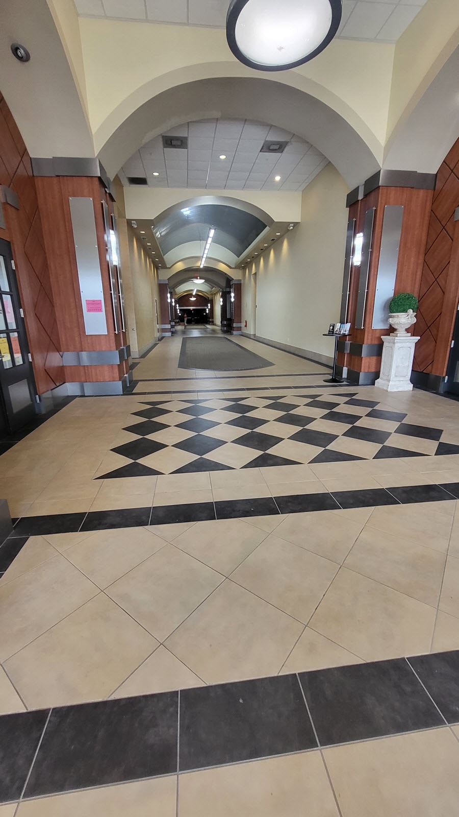 6300 N Wickham Rd, Melbourne, FL à louer Photo intérieure- Image 1 de 38