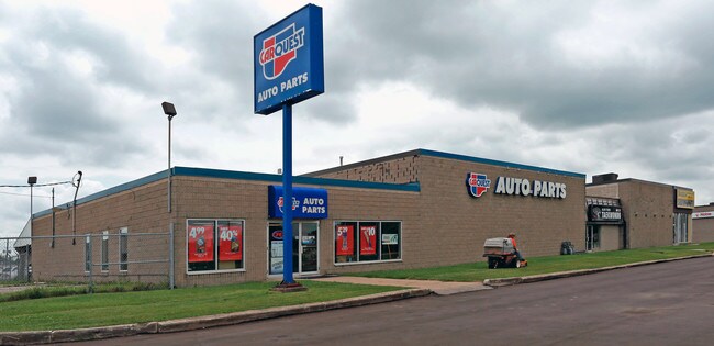 Plus de détails pour 1510 Fanshawe Park Rd W, London, ON - Commerce de détail à louer