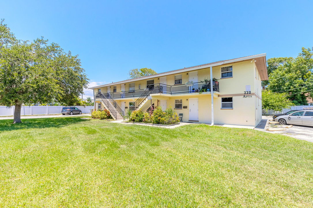 330 Orange Blossom Dr, Daytona Beach, FL for sale Building Photo- Image 1 of 18