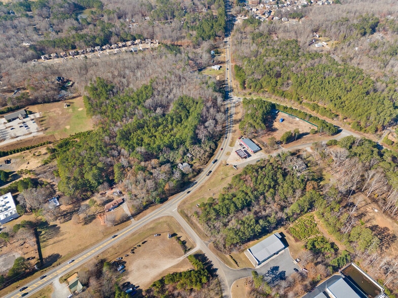 8769 W Hickory Flat Hwy, Woodstock, GA for sale - Building Photo - Image 3 of 8