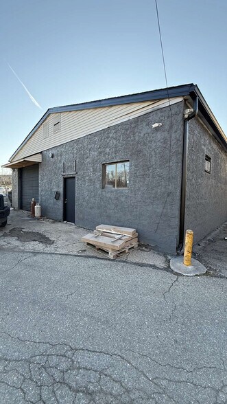 1304 Conshohocken Rd, Conshohocken, PA for sale - Building Photo - Image 2 of 3