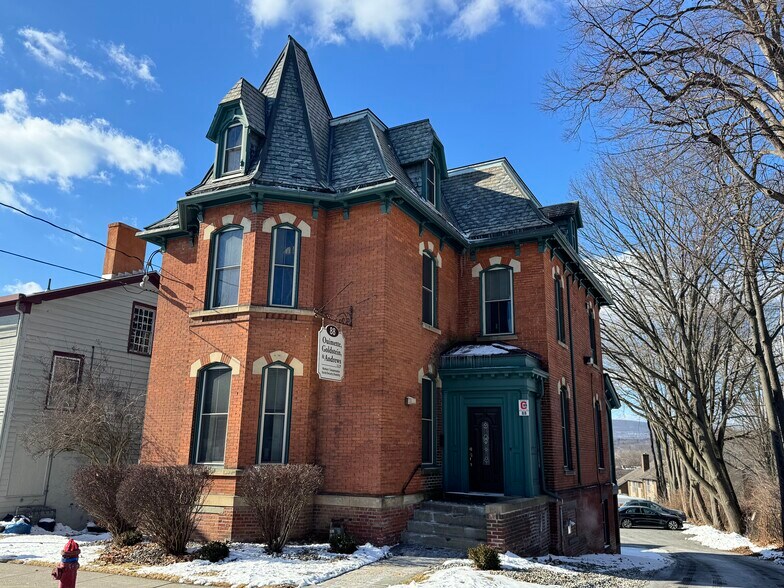 88 Market St, Poughkeepsie, NY à vendre - Photo du bâtiment - Image 2 de 8