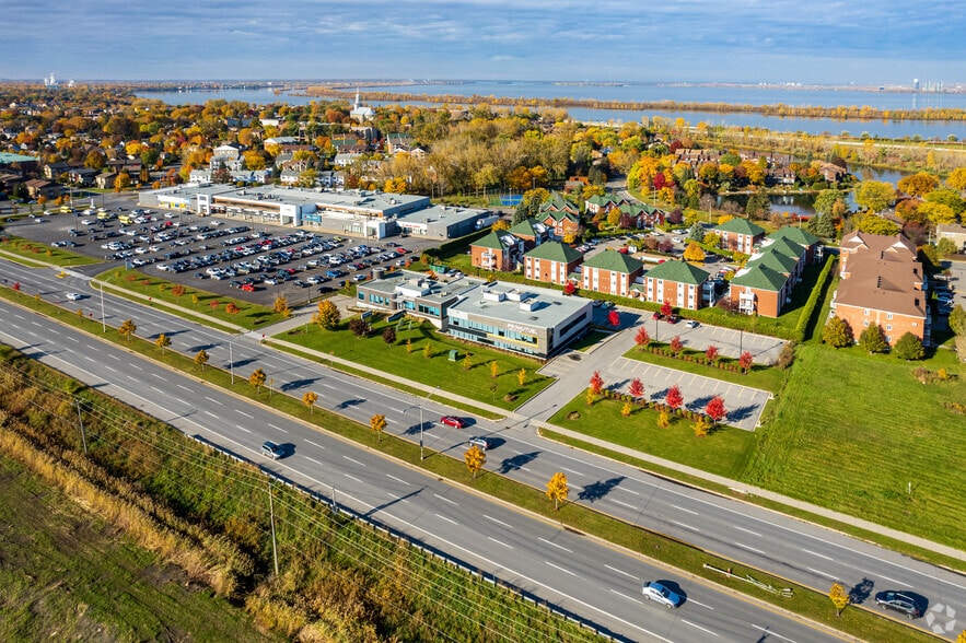 48 Taschereau, La Prairie, QC à louer - Aérien - Image 2 de 5
