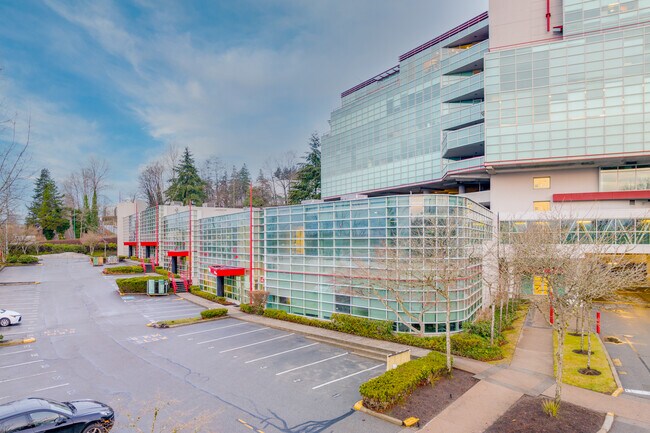 Plus de détails pour 8525 Baxter Pl, Burnaby, BC - Bureau à louer