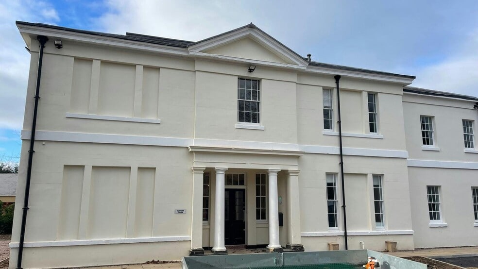 32 Bilton Rd, Rugby for lease - Building Photo - Image 2 of 19