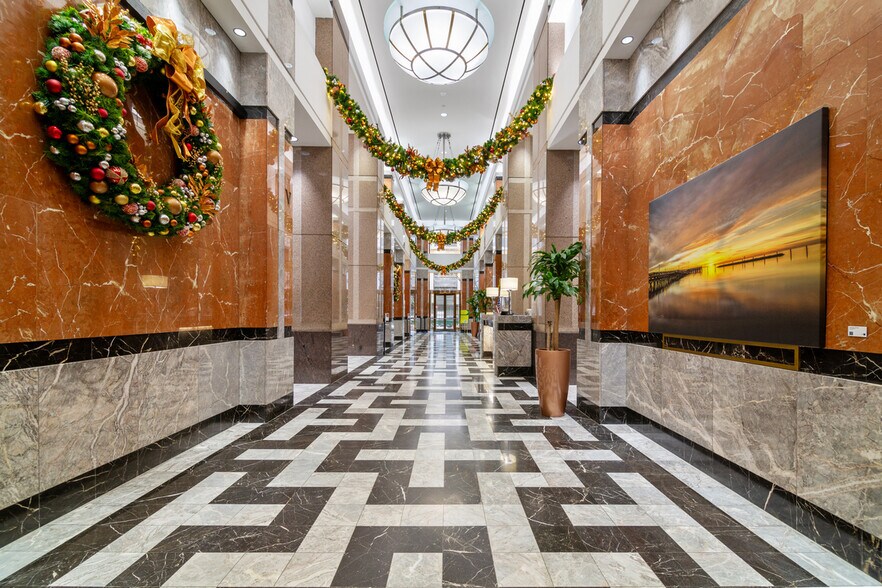 420 Fifth Ave | 6th & 7th Floor Condos portefeuille de 2 propriétés à vendre sur LoopNet.ca - Photo intérieure - Image 3 de 12