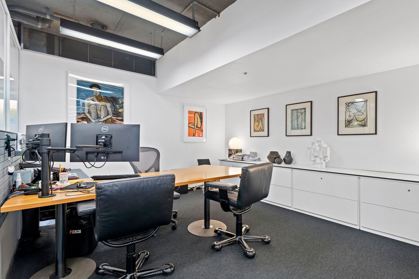 185 Liverpool St, Sydney, NSW 2000 - Unit Level 3 - - Interior Photo - Image 1 of 9