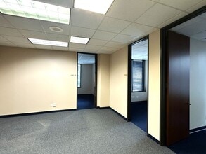 1 S Main St, Dayton, OH for lease Interior Photo- Image 2 of 4