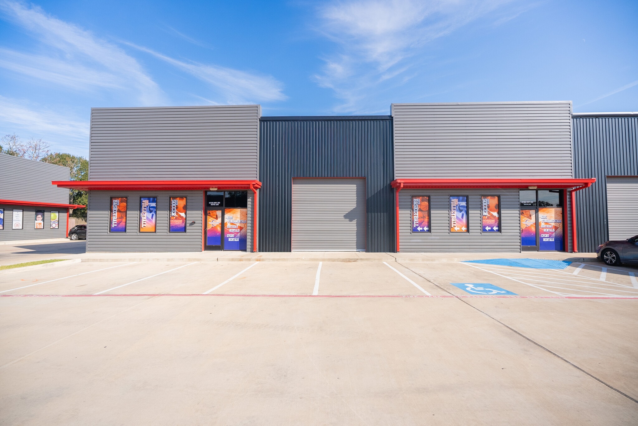 40190 Bus US-290, Waller, TX for lease Interior Photo- Image 1 of 9