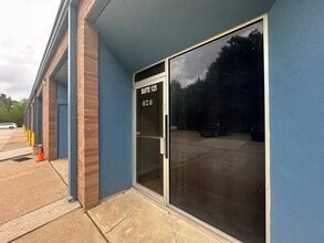 2530 Old Louetta Loop, Spring, TX for lease Interior Photo- Image 1 of 8