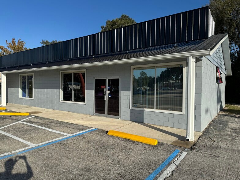 1051 E Duval St, Lake City, FL à louer - Photo du bâtiment - Image 2 de 5