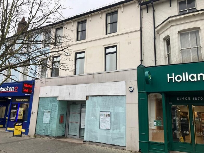 7-9 Station Rd, Clacton On Sea for sale - Primary Photo - Image 1 of 17