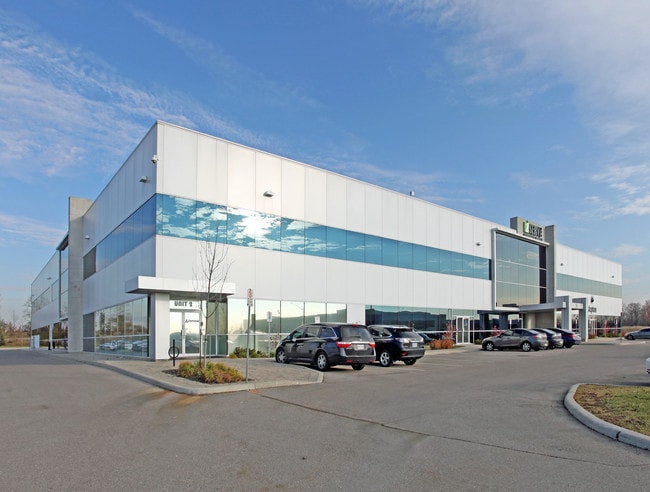 More details for 30 Via Renzo Dr, Richmond Hill, ON - Industrial for Sale