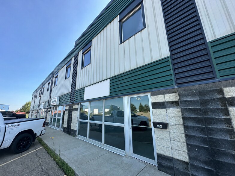 11128 83rd Ave, Fort Saskatchewan, AB à vendre - Photo du bâtiment - Image 1 de 5