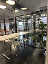 802 E Main St, Louisville, KY for lease Interior Photo- Image 1 of 8