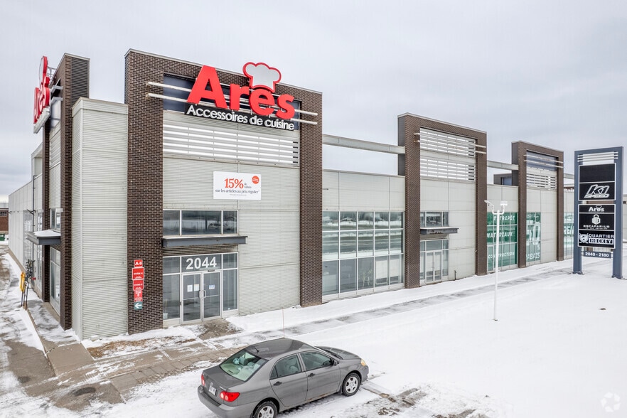 2044-2082 Rte Transcanadienne, Dorval, QC à louer - Photo du bâtiment - Image 3 de 25