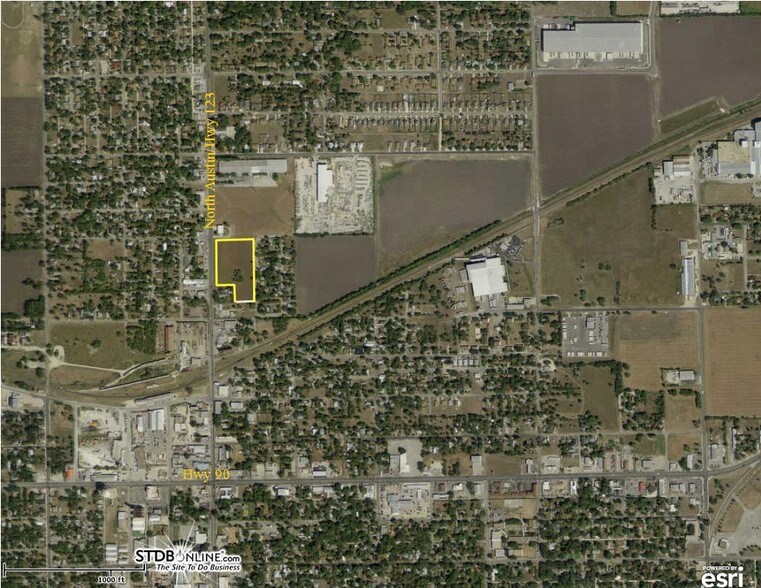 1900 N Austin St, Seguin, TX à vendre - Aérien - Image 2 de 7