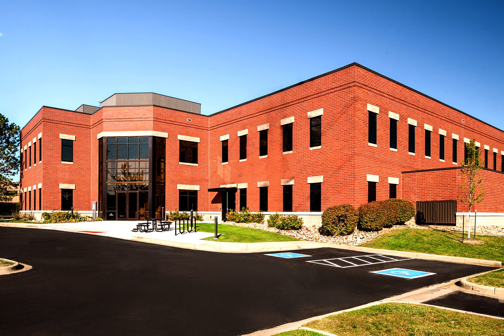 1995 N 57th Ct, Boulder, CO for lease Building Photo- Image 1 of 7