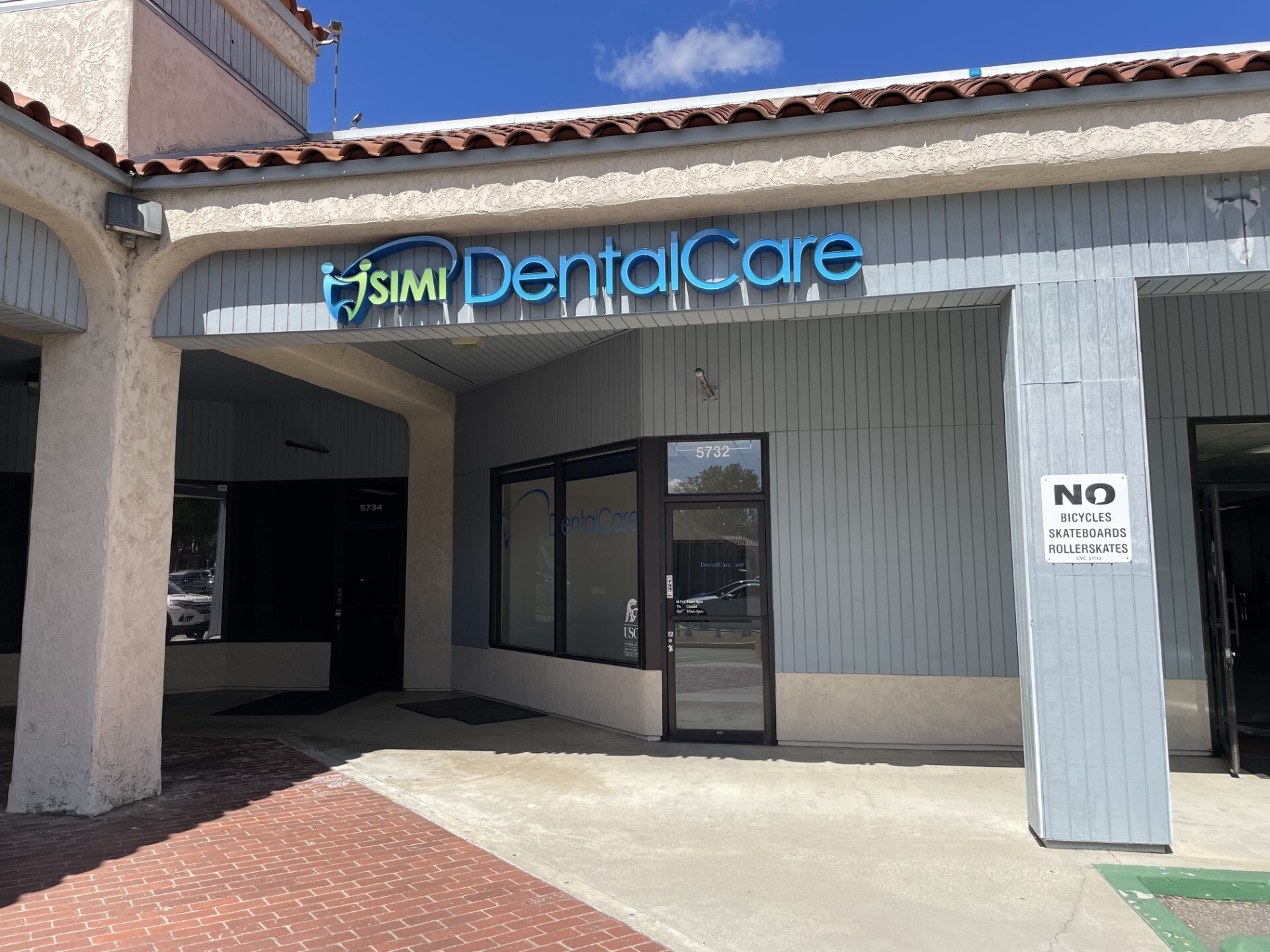5710-5772 E Los Angeles Ave, Simi Valley, CA for lease Building Photo- Image 1 of 1