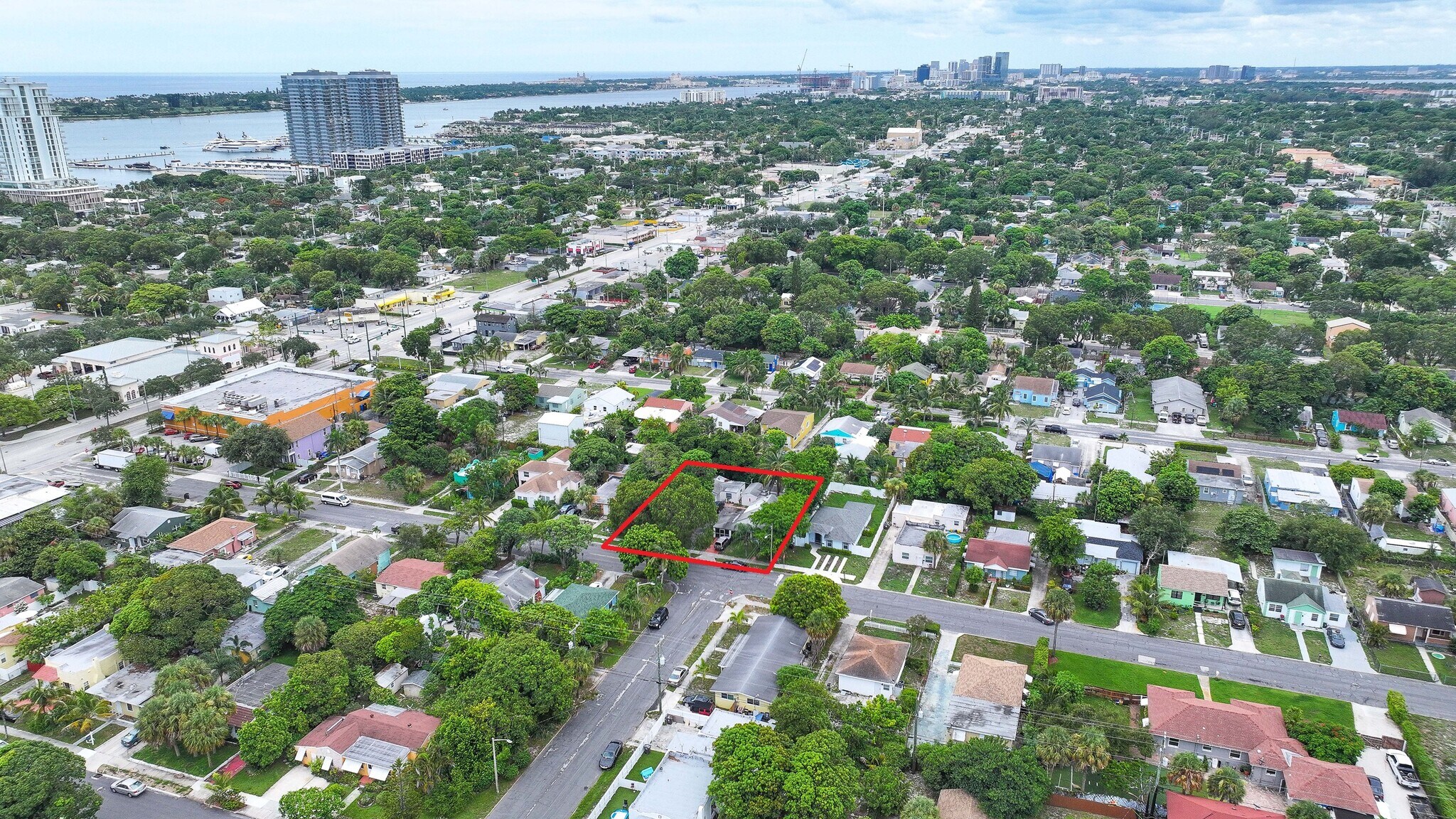 638 50th St, West Palm Beach, FL for sale Primary Photo- Image 1 of 10