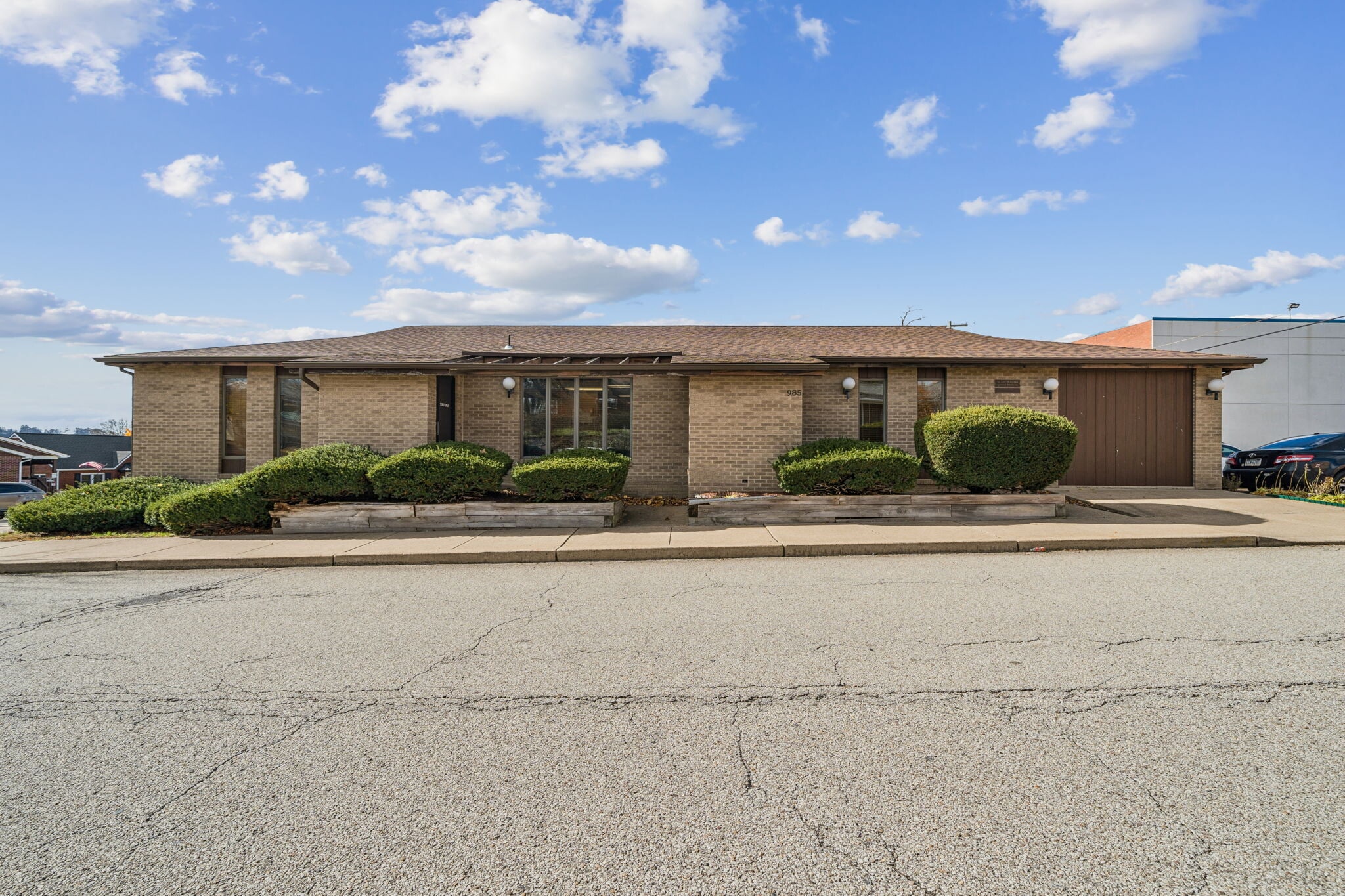 985 Penn St, Brackenridge, PA for sale Building Photo- Image 1 of 64