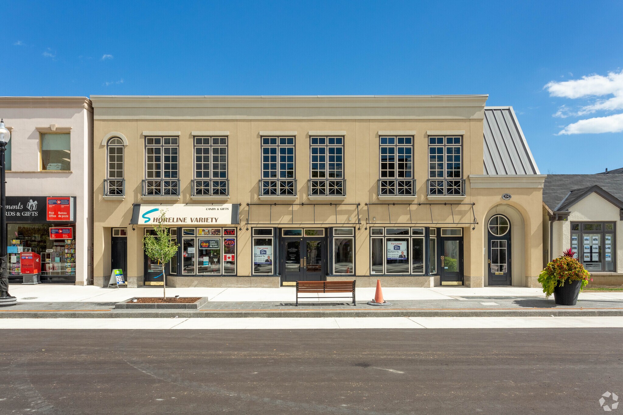 334 Lakeshore Rd E, Oakville, ON à vendre Photo principale- Image 1 de 1