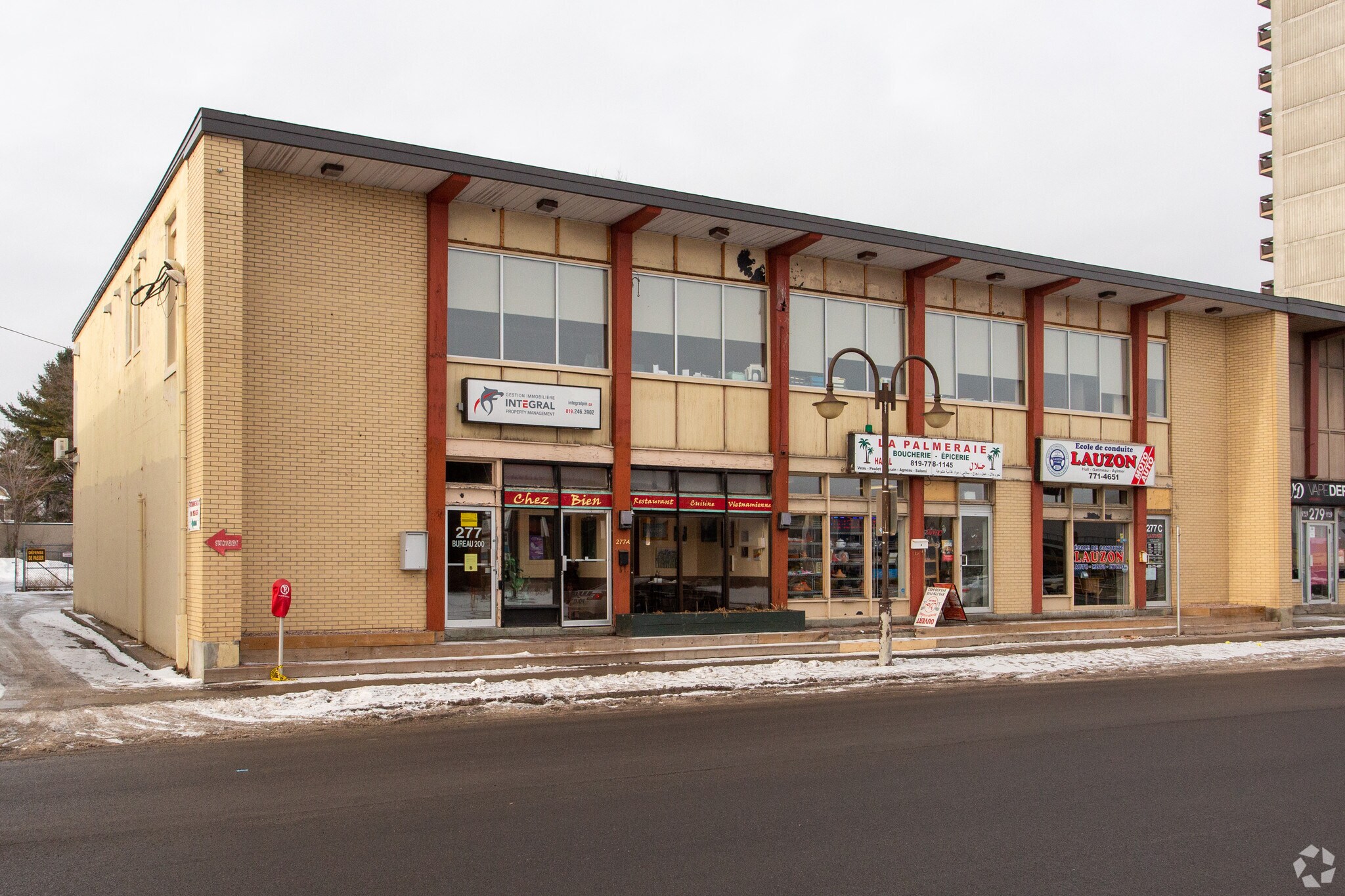 277 Boul Saint-Joseph, Gatineau, QC for sale Primary Photo- Image 1 of 1