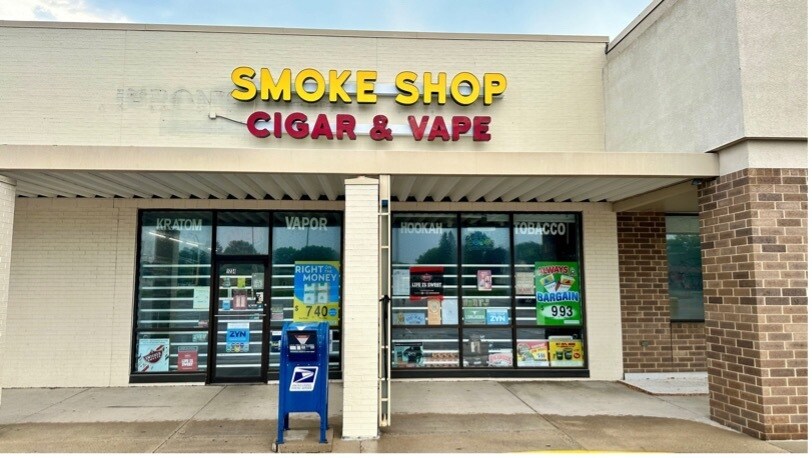 1230 State St N, Waseca, MN à louer - Photo du bâtiment - Image 3 de 7