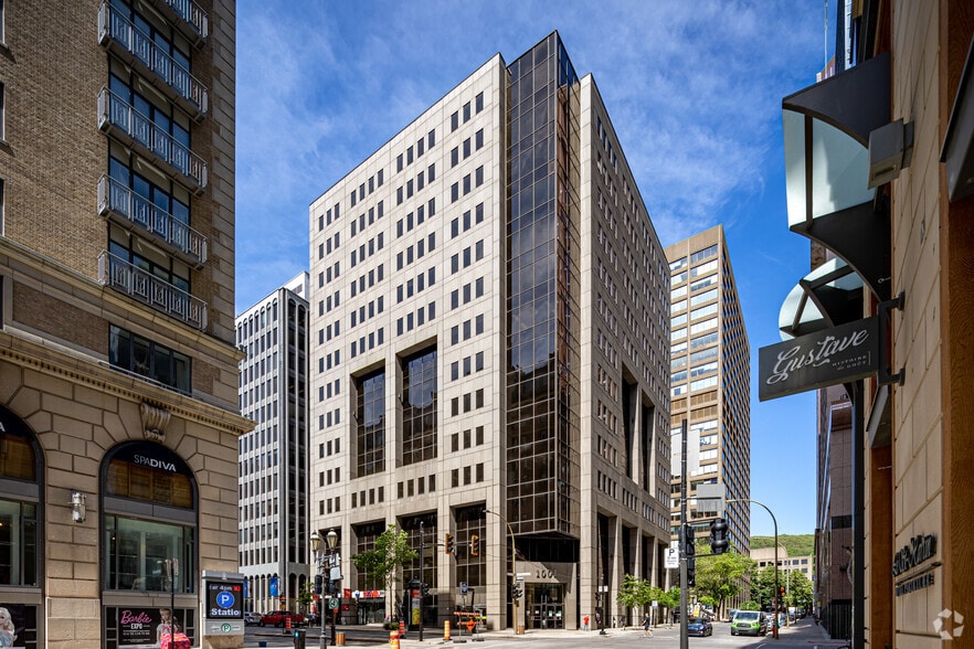 1001 Boul De Maisonneuve O, Montréal, QC à louer - Photo du bâtiment - Image 2 de 19