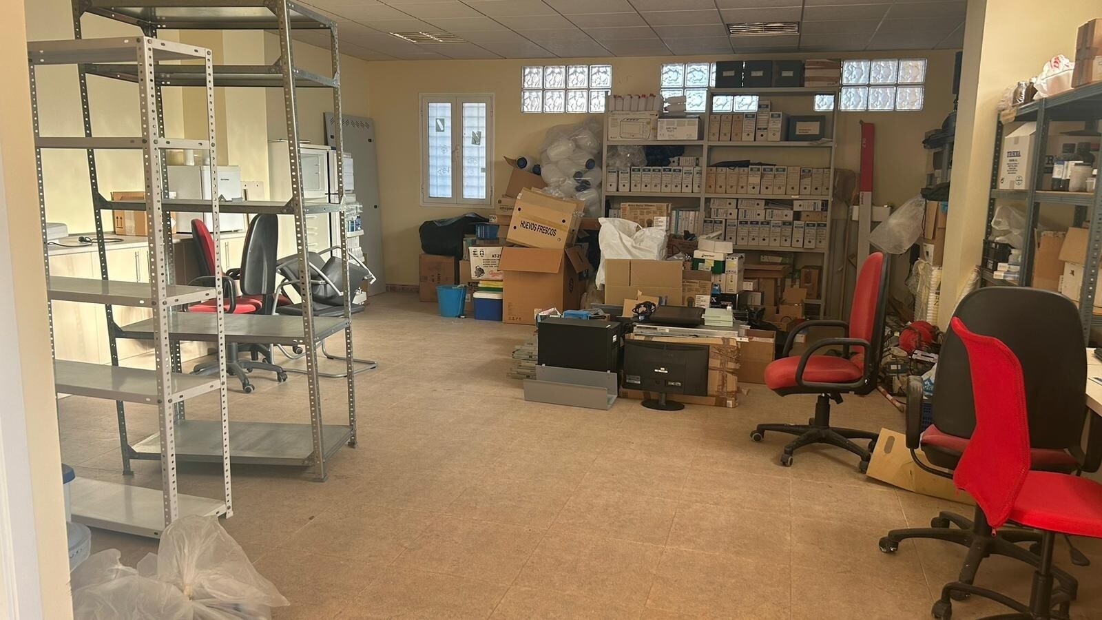 Commerce de détail dans Zaragoza, Zaragoza à louer Photo du bâtiment- Image 1 de 19