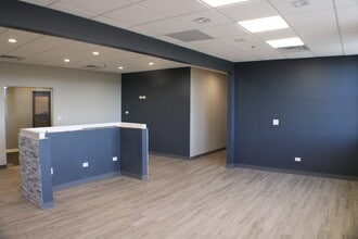 19060 Everett Blvd, Mokena, IL for lease Interior Photo- Image 1 of 8
