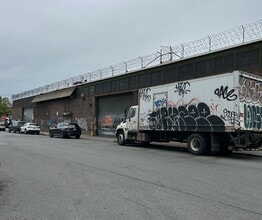 200 Stewart Ave, Brooklyn, NY for lease Building Photo- Image 1 of 8