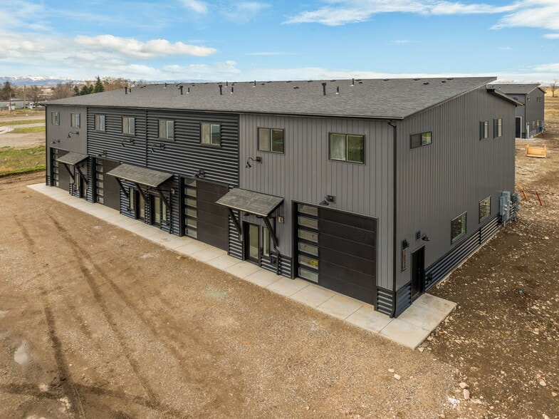 202 Fletching Way, Belgrade, MT à vendre - Photo du bâtiment - Image 3 de 31