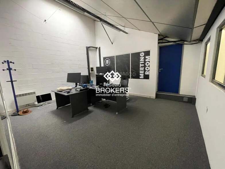 Bureau dans Nanterre à louer - Photo intérieure - Image 3 de 5