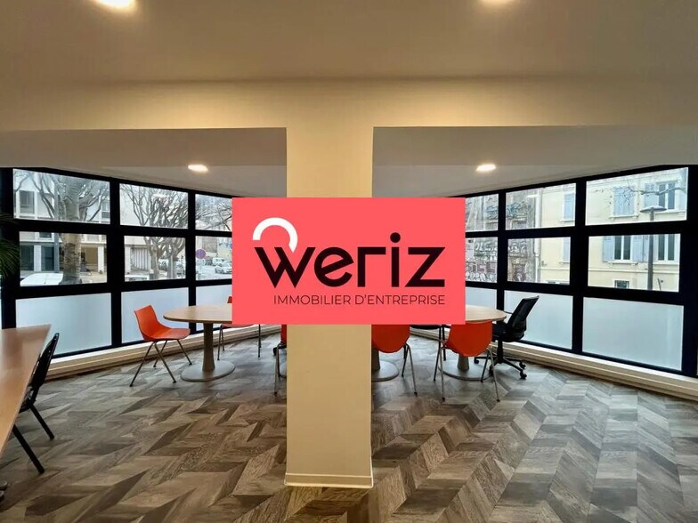 Office in Marseille for lease - Building Photo - Image 3 of 12