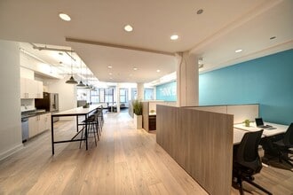 325 W Huron St, Chicago, IL for lease Interior Photo- Image 2 of 5