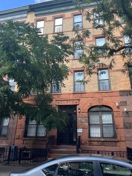 525 Dean St, Brooklyn, NY for sale - Building Photo - Image 2 of 8