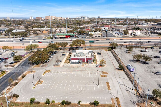 Plus de détails pour 4545 Centerview, San Antonio, TX - Terrain à vendre