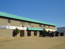 235 MacKay Crescent - Warehouse