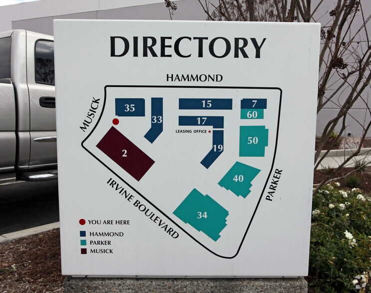 2 Musick, Irvine, CA à louer - Photo du bâtiment - Image 2 de 6