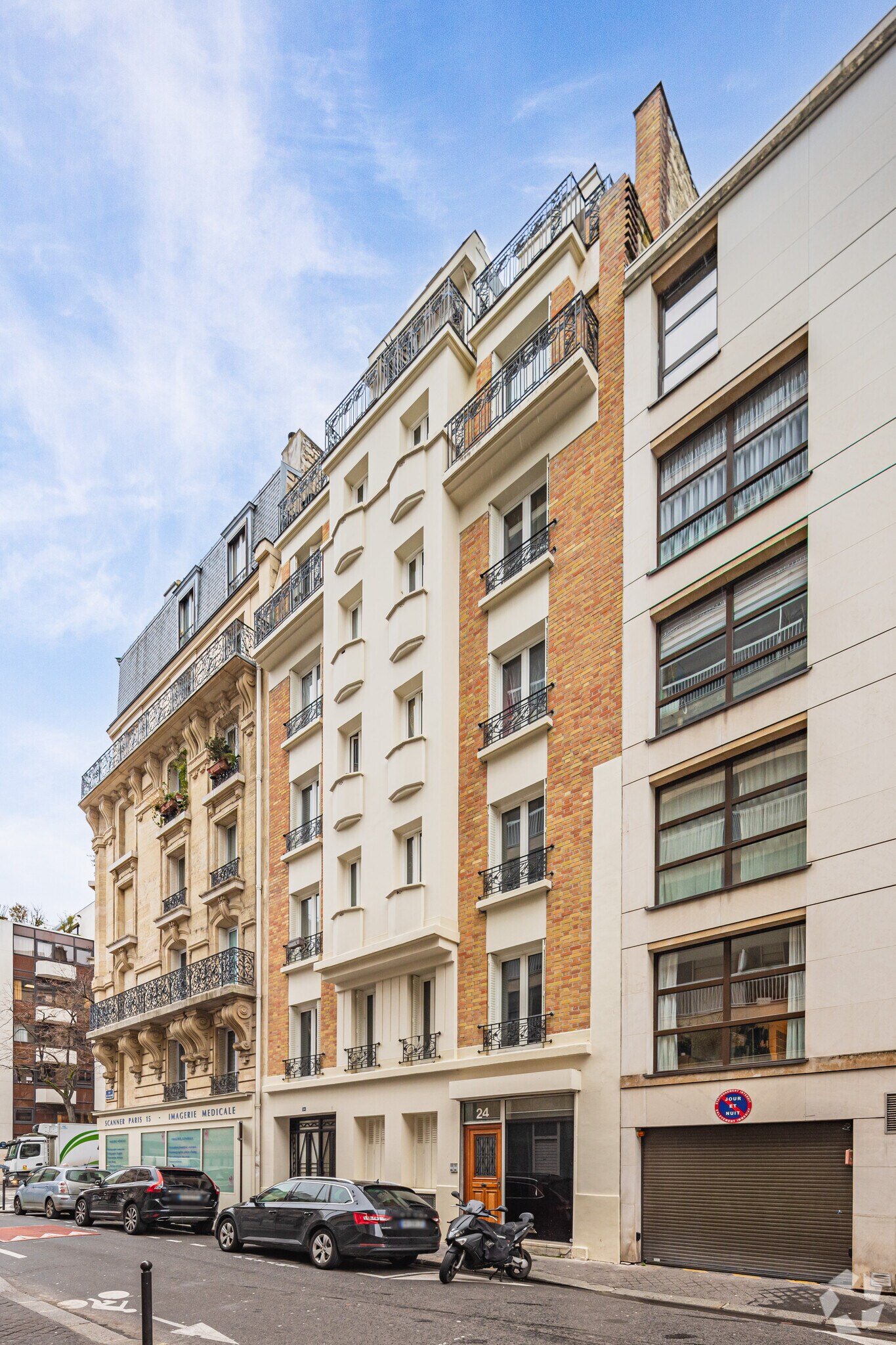 24 Rue Des Bergers, Paris à louer Photo du bâtiment- Image 1 de 2