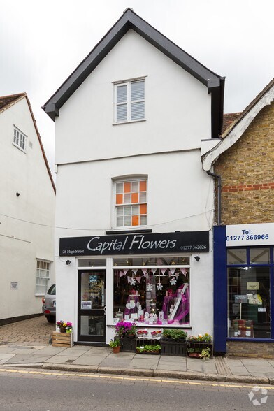 128 High St, Ongar à louer - Photo du bâtiment - Image 3 de 5