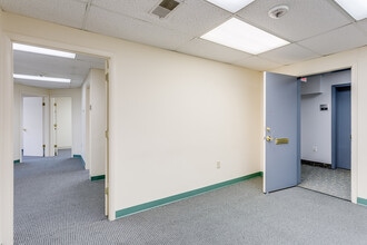 4701 Randolph Rd, Rockville, MD à louer Photo intérieure- Image 1 de 10