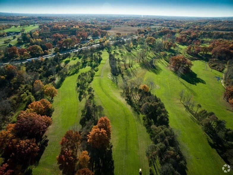 5400 Lahinch Dr, Jackson, MI à vendre Photo principale- Image 1 de 17