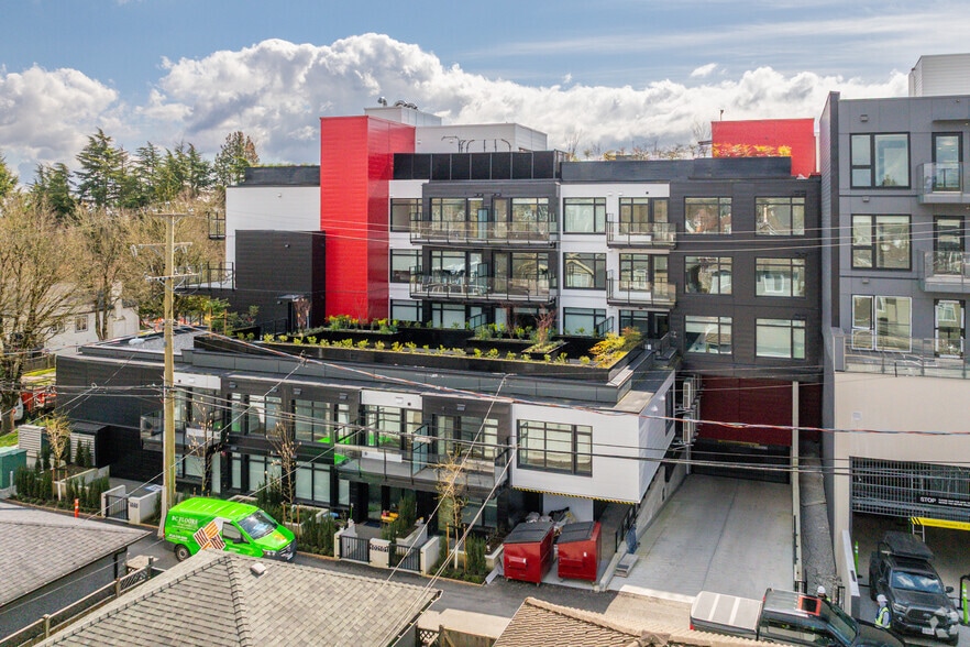 105-125 W 49th Ave, Vancouver, BC à vendre - Photo du bâtiment - Image 2 de 5