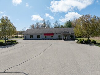 Plus de détails pour 6398 Blue Star Hwy, Saugatuck, MI - Commerce de détail à vendre
