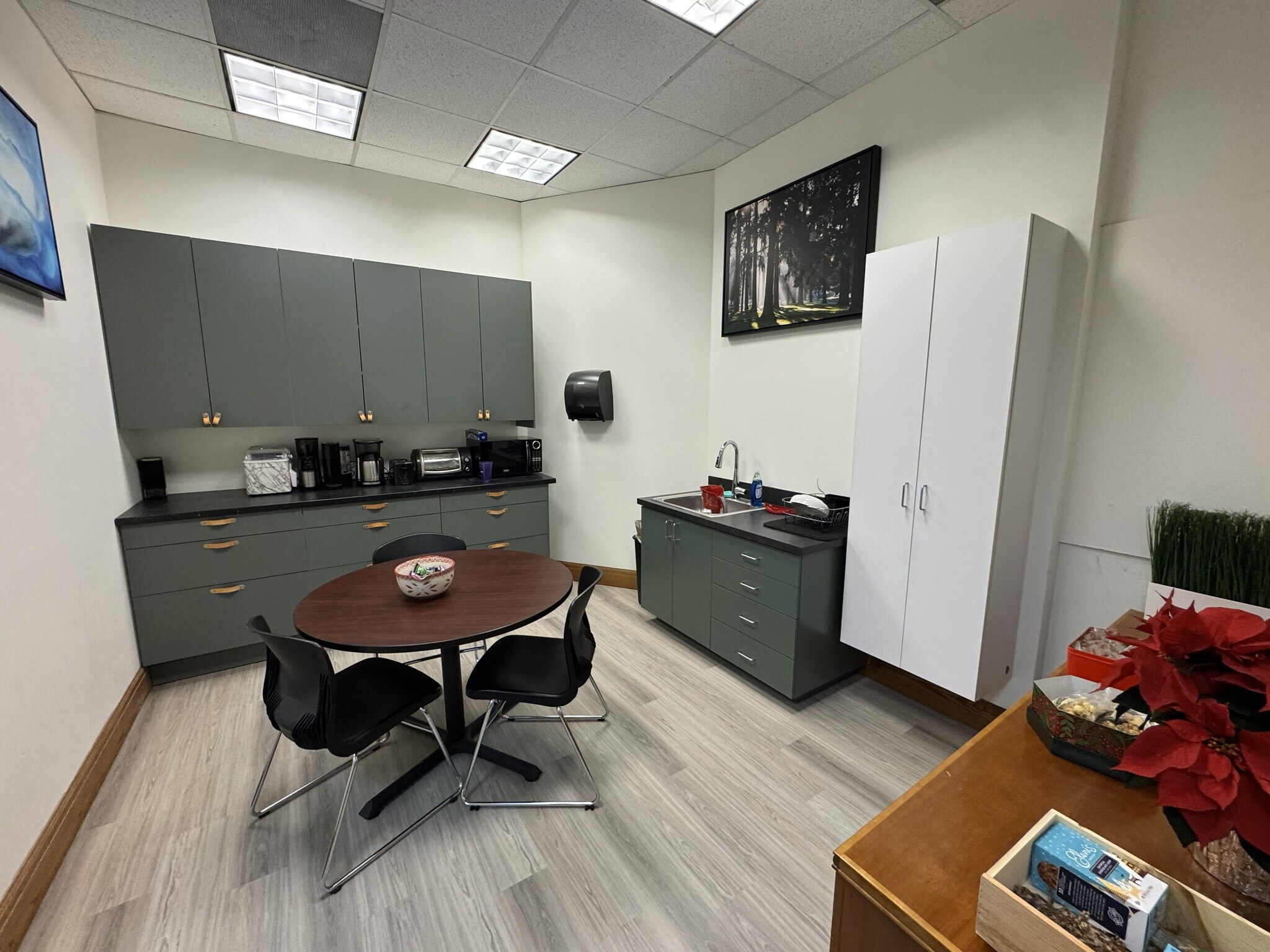 5295 S Commerce Dr, Salt Lake City, UT à louer Photo intérieure- Image 1 de 7